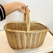 Vintage Wicker Shopping Basket Traditional Picnic Sturdy Oval