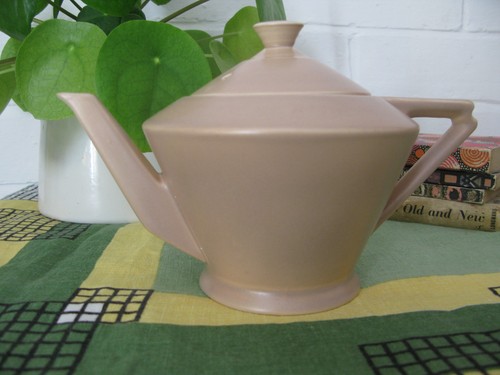 Striking royal cauldon dusky - striking,