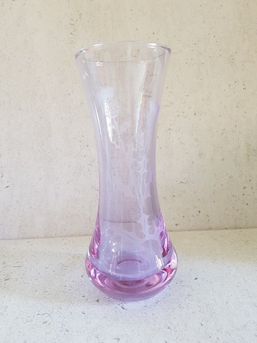 Caithness glass vase violet - glass,