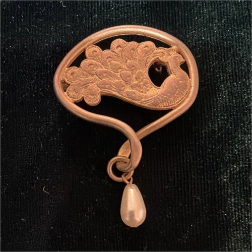 Vintage gold peacock - peacock, brooch