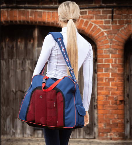 Showing accessories carry - showing, carry-bag