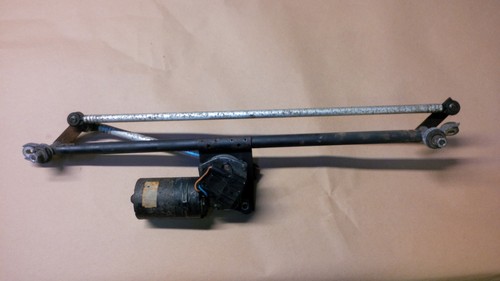 Windscreen wiper motor - windscreen,
