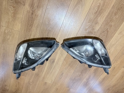 Pair pre face headlights - of,