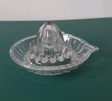 Rare Vintage Retro Large Clear Glass Lemon Orange Juicer Squeezer -  283g 14cm W