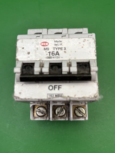 Mem 163mb3 16a type 3 - 16a, m9
