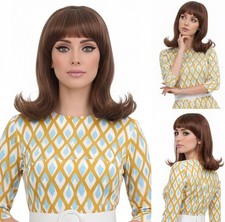 REEWES Brown 60s Retro Beehive