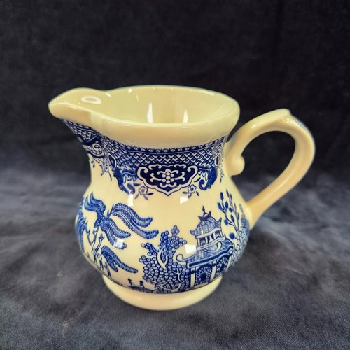 Broadhurst willow milk - milk, jug