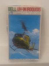 Fujimi 1/72 Scale Bell UH-1N