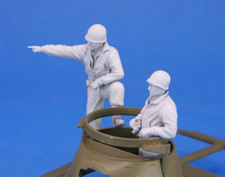 1/35 Resin Figure Model Kits US M8 Greyhound Crew Set Unassembled  and Unpainted