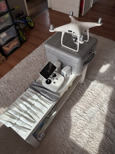 Dji phantom pro plus bundle - plus,