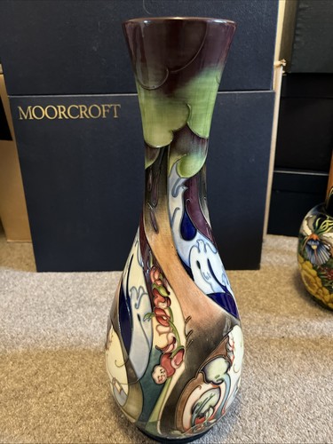 Moorcroft pottery mother - mother, earth