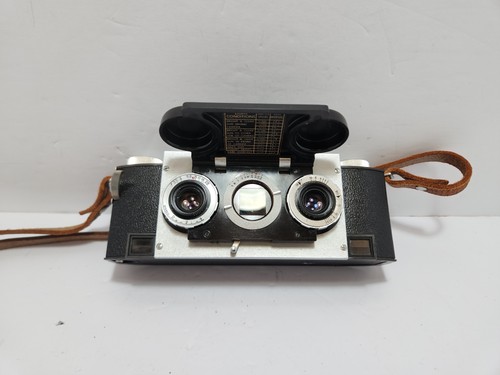 Vintage stereo realist camera - stereo,
