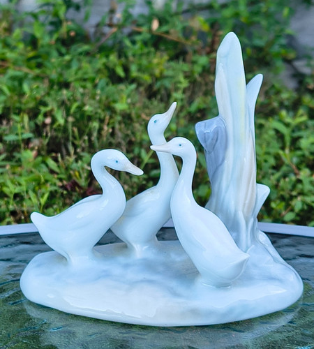 Vintage lladro nao porcelain - vintage,