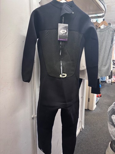 Brand new osprey 2mm wetsuit - new, 3/2mm