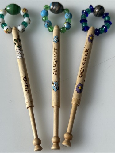 Lacemaking bobbins hand - bobbins, turned