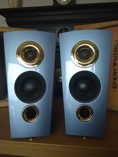 Standmount speakers 