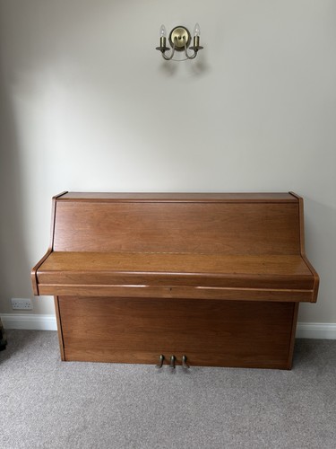 Vintage upright piano - upright, –