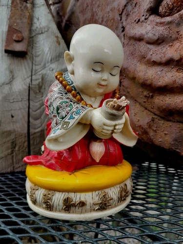 Vintage resin shaolin - vintage,