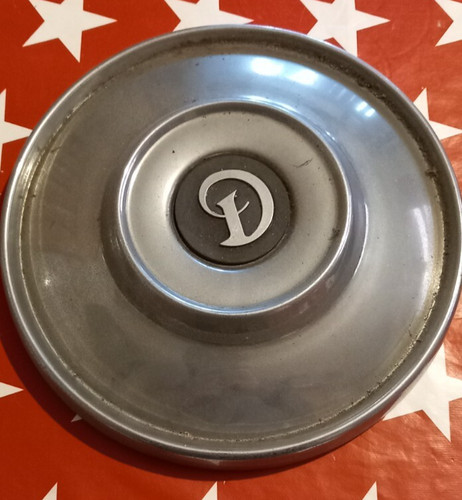 Genuine daimler chrome hub - hub, cap