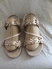 Ladies BNWOT sparkly gold