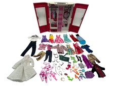 Barbie Clothes & Accessories Lot Travel Closet Case with Hangers | C36 G388