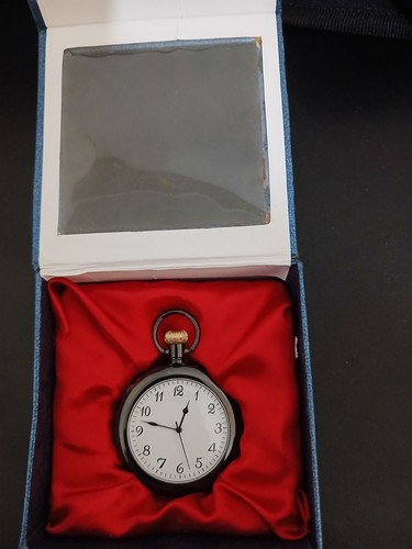 Quartz pocket watch