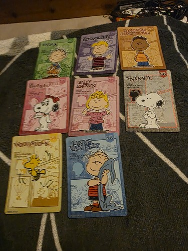 Snoopy peanuts cartoon - snoopy,