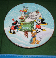 Disneyland/Walt Disney World Porcelain Christmas Decorative Plate 1986