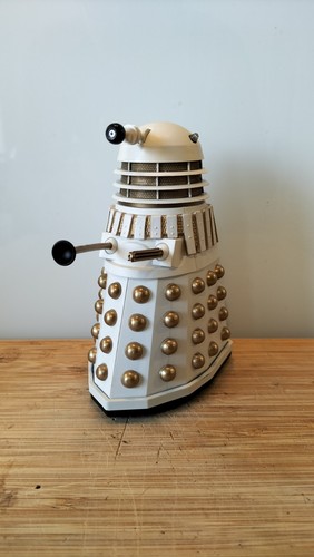 Doctor who classic necros - doctor,