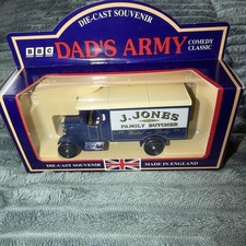 LLADO DADS ARMY J.Jones