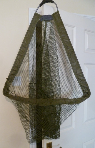 Korum folding triangle landing - triangle,
