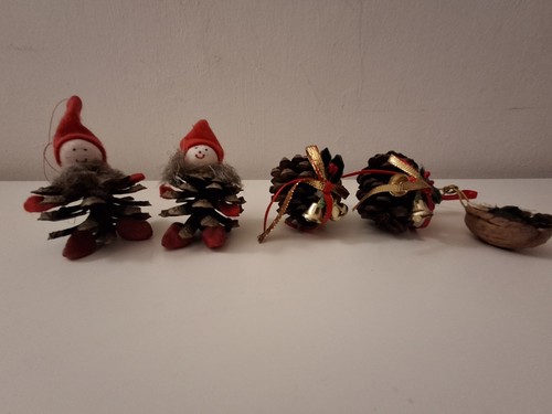 Vintage pine cone christmas - cone,