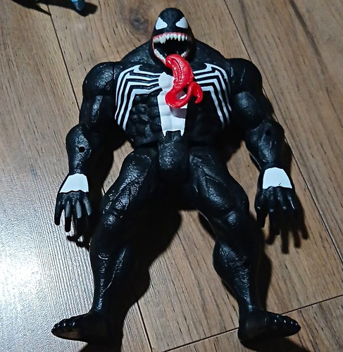 Hasbro marvel venom - hasbro, action