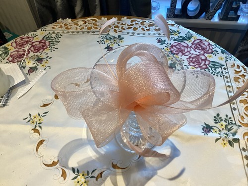 Ladies peach facinator - ladies,