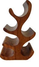 Wine Rack.  A Vintage Mahogany 6 Bottle Table Top Wine Rack.