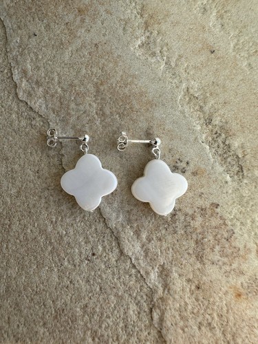 Mother pearl shell - of,