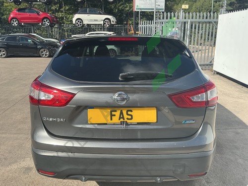 2014 nissan qashqai bootlid - 2014,