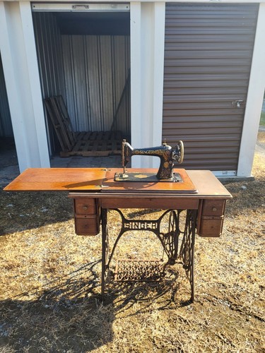 Antique singer sewing machine - sewing,