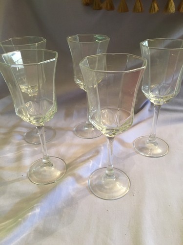 Mid century wine glasses - 5,