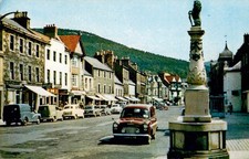 PEEBLES HIGH STREET C1971 - POSTCARD