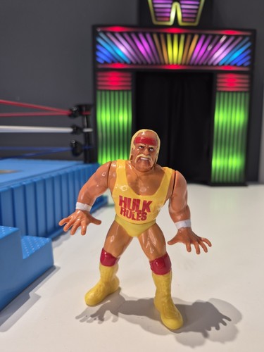 Wwf wwe hasbro hulk - wwe, hogan