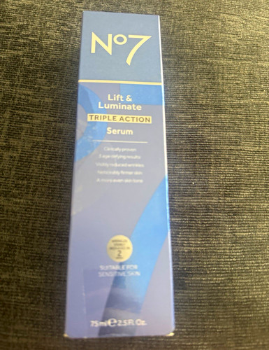 No7 lift luminate triple - lift,
