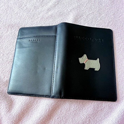 Radley london leather passport - london,