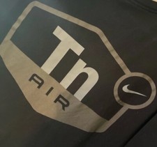 Nike Air Max Plus TN Big logo t shirt black 