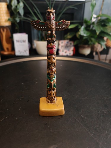 Vintage resin totem pole - resin,