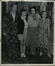 1939 Press Photo New York Four Rescued from Capsized 18 Ft Sail Boat NYC