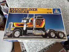 Italeri Freightliner Aerocab 1:24 Model Kit No 785 Started