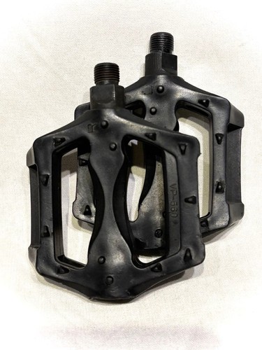 560 flat pedals black with - flat,
