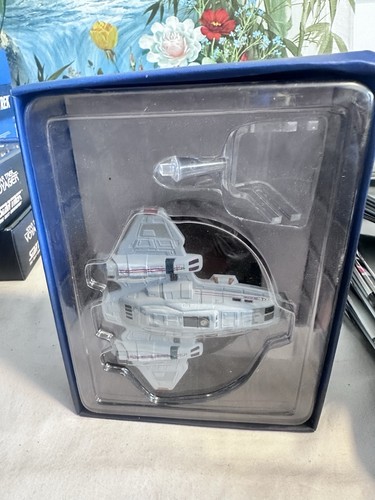 Eaglemoss star trek starship - star,