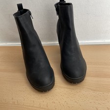 Ladies High Winter Boots UK 8